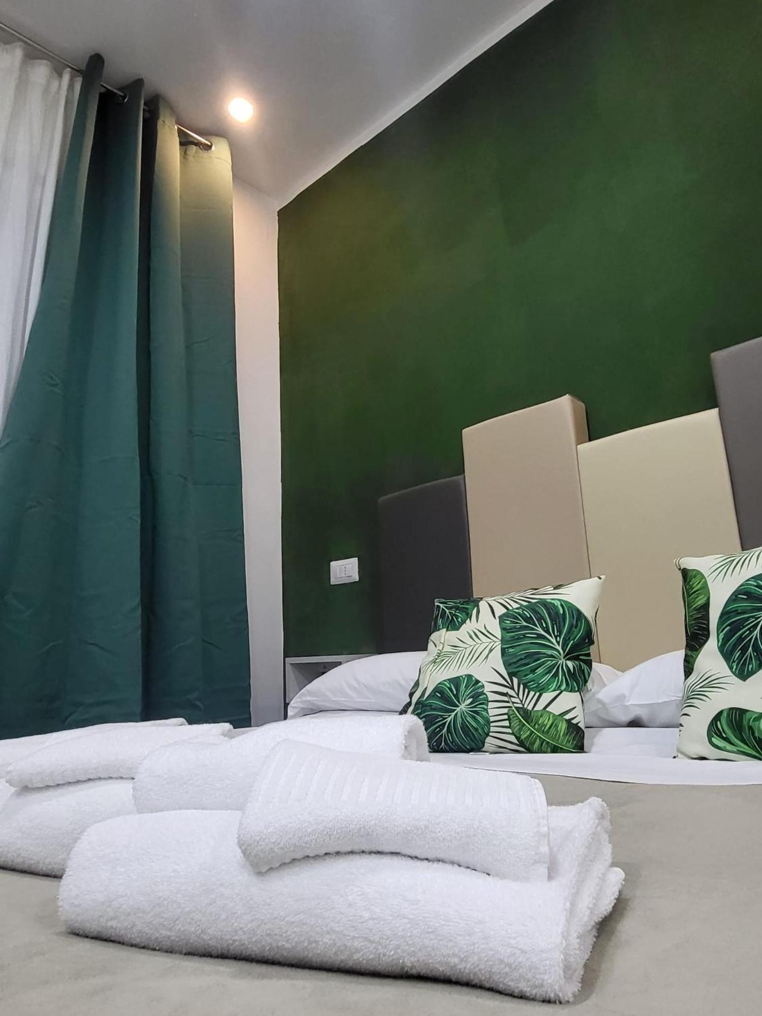 New Era Rooms Наполи Екстериор снимка