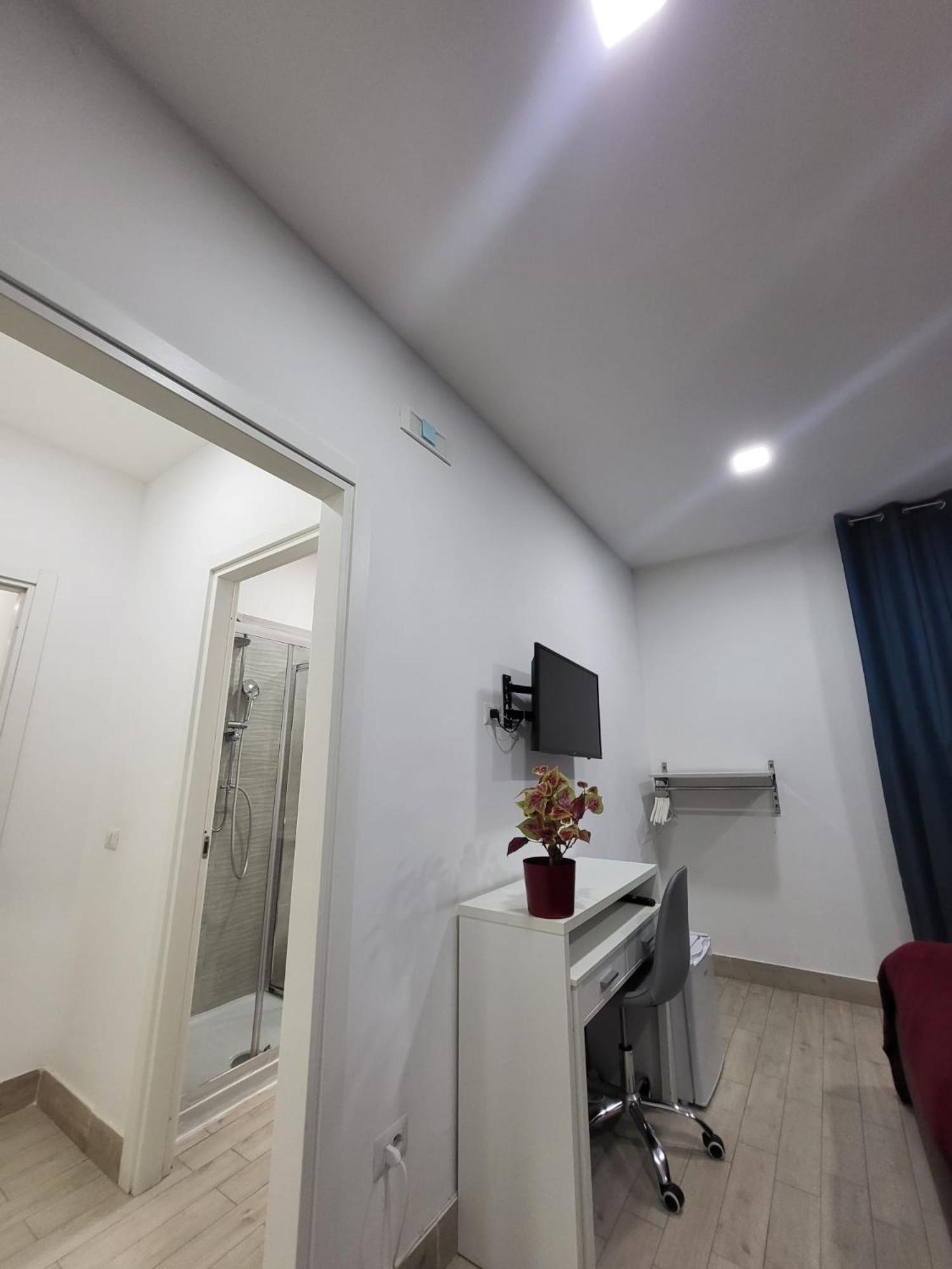 New Era Rooms Наполи Екстериор снимка