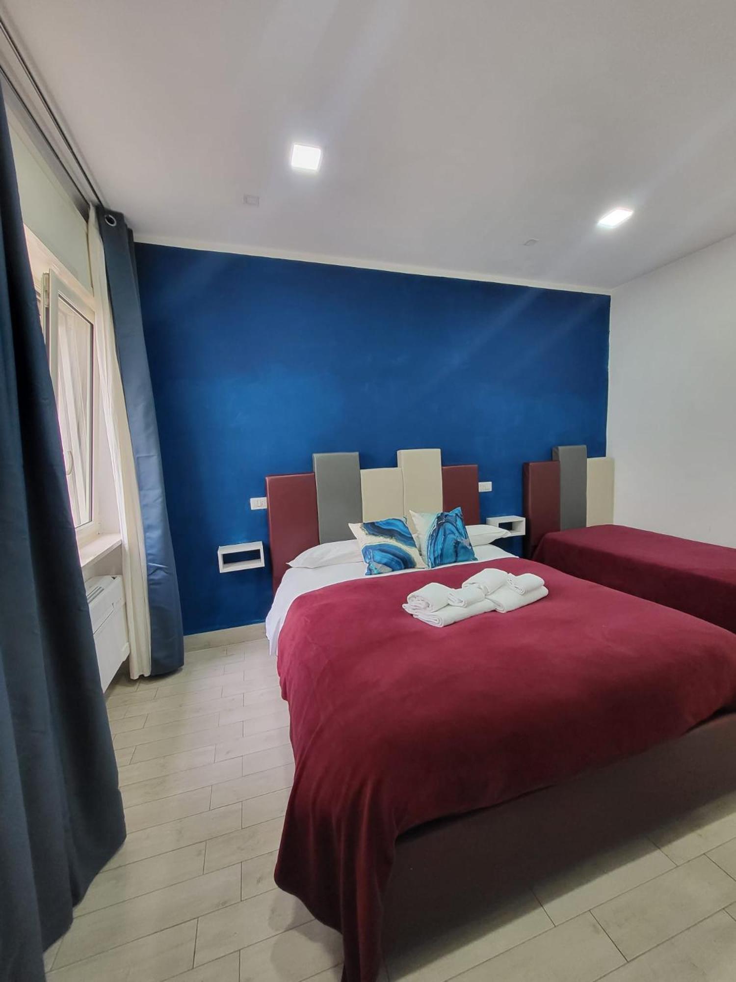 New Era Rooms Наполи Екстериор снимка