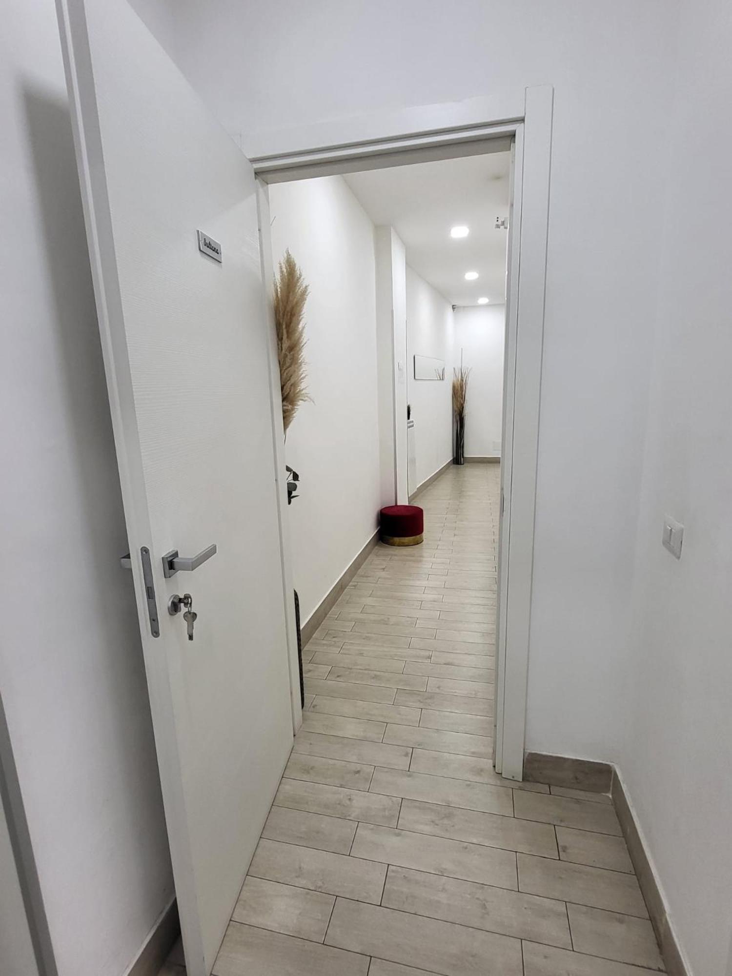 New Era Rooms Наполи Екстериор снимка