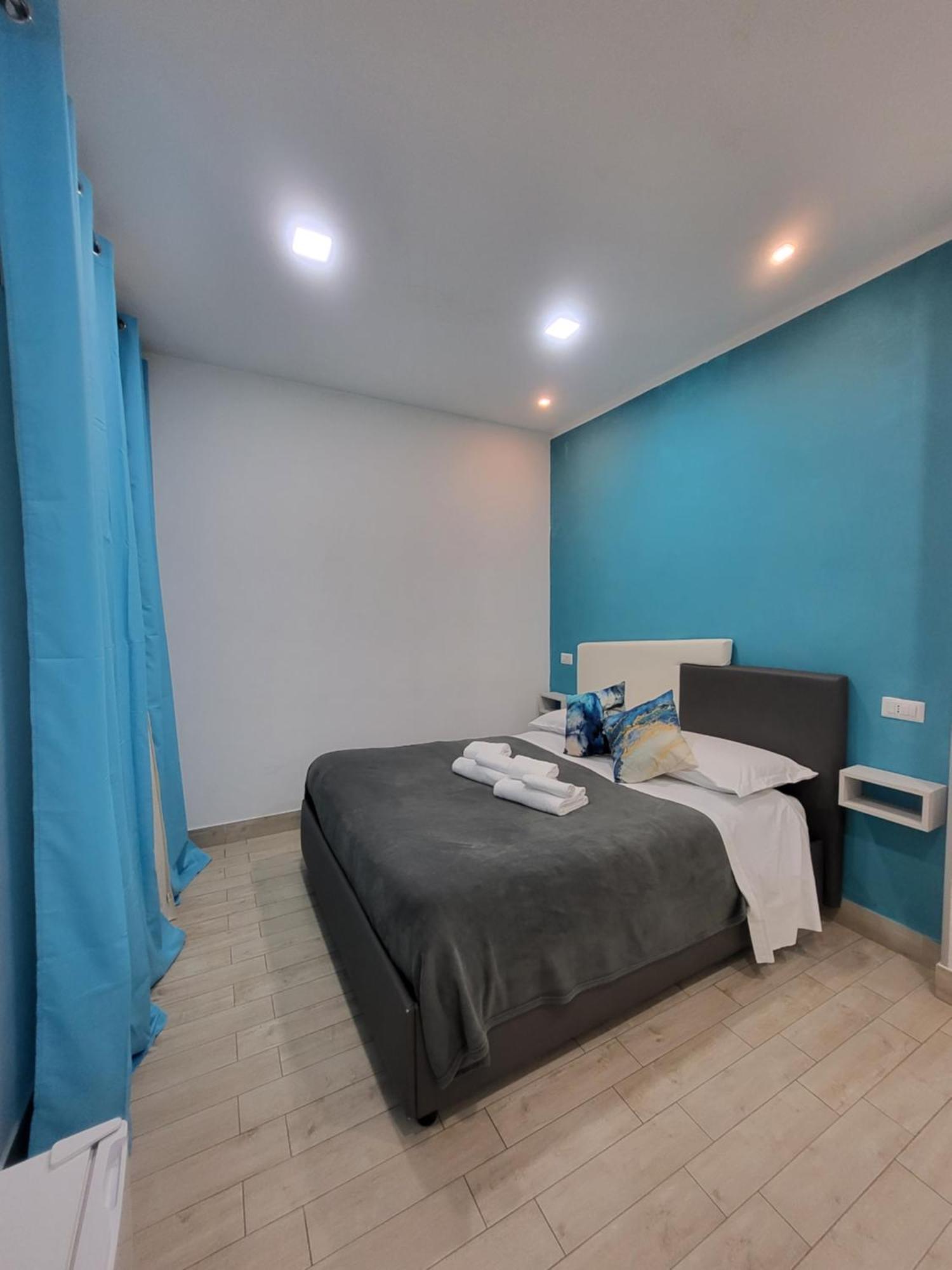 New Era Rooms Наполи Екстериор снимка